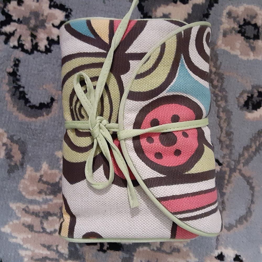 Jewelry travel roll